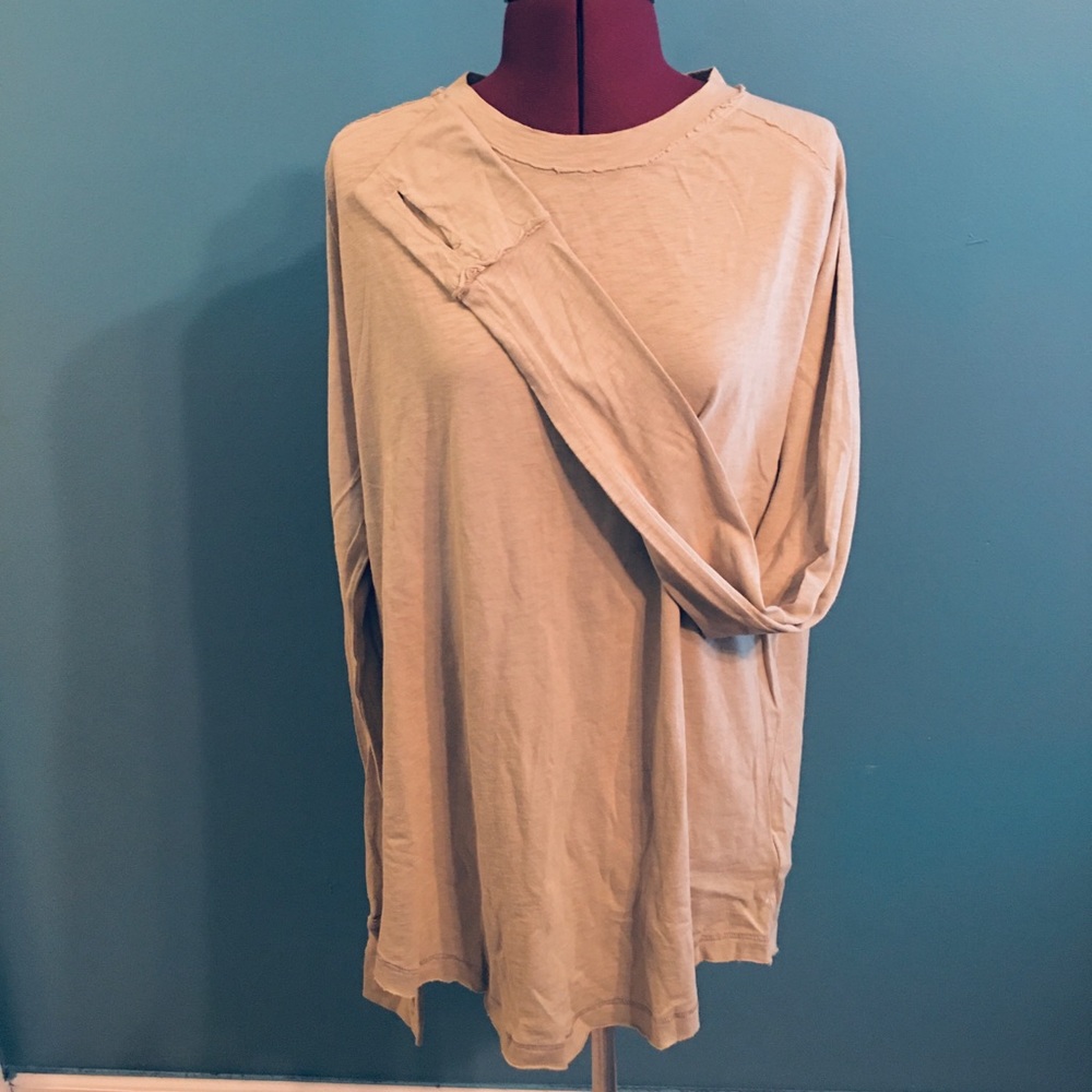 Free people Arden tee in Sacred Palm! - Picture 2 of 16